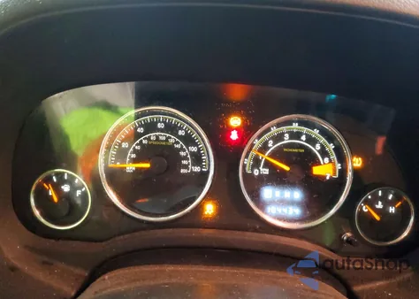 2016 Jeep Compass Latitude z USA, uszkodzony, nr VIN 1C4NJDEB9GD696848